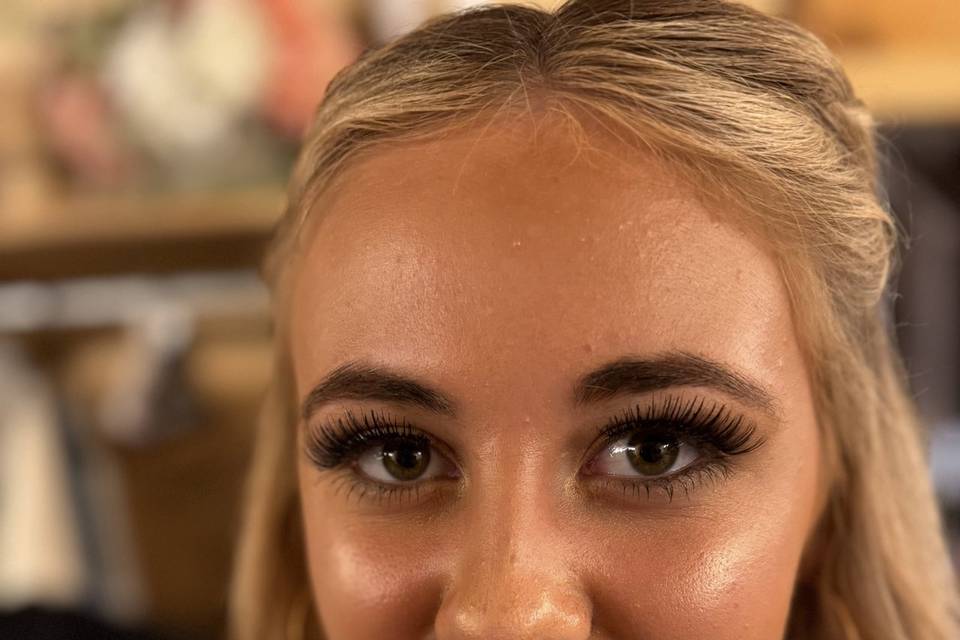 Full glam.jpeg