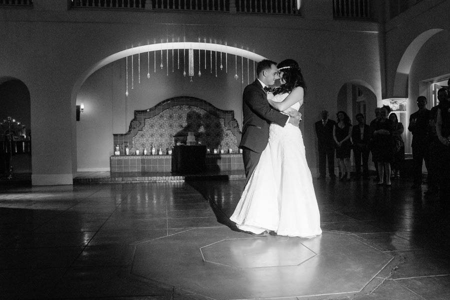 Wedding First Dance by Sipper Photography
