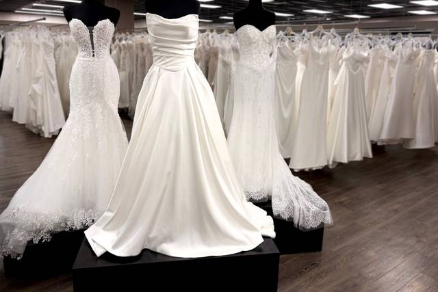Abbott’s Bridal and formalwear