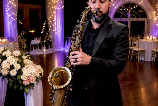 Live Saxophone Entertainer