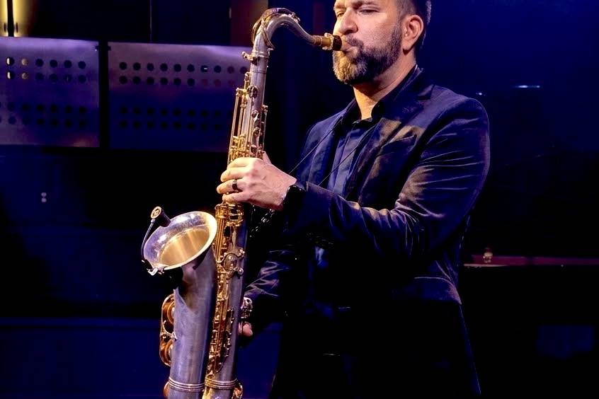 Live Sax Entertainer