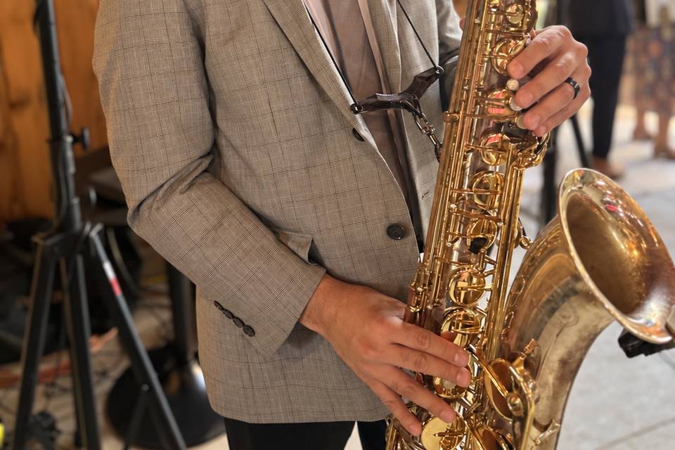 Live Sax at Reception