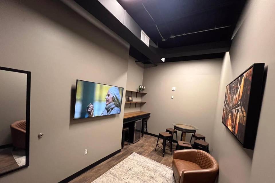 Groom's Suite