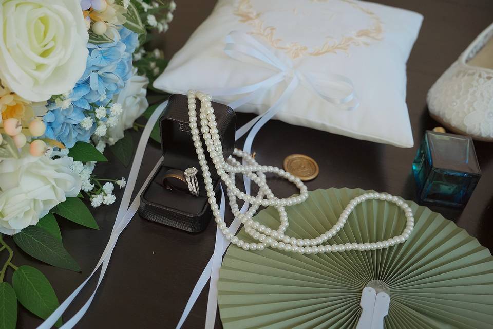 Abbie & Trent Details