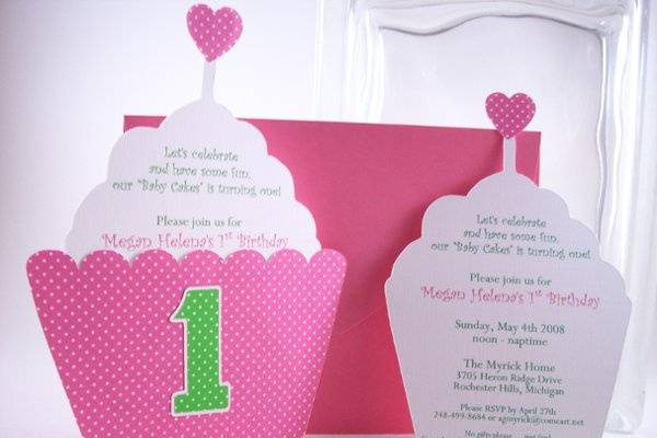 What better way to celebrate a 1st Birthday than with a giant cupcake invitation.  Simply pull the cupcake out of the paper to see all the details.