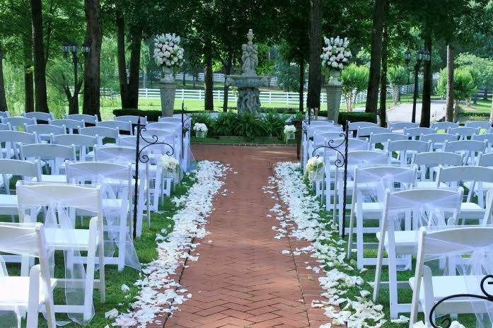 Antebellum Weddings at Oak Island