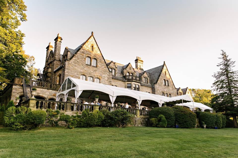 Mill Neck Manor