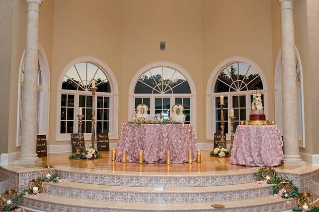 Sweetheart  table