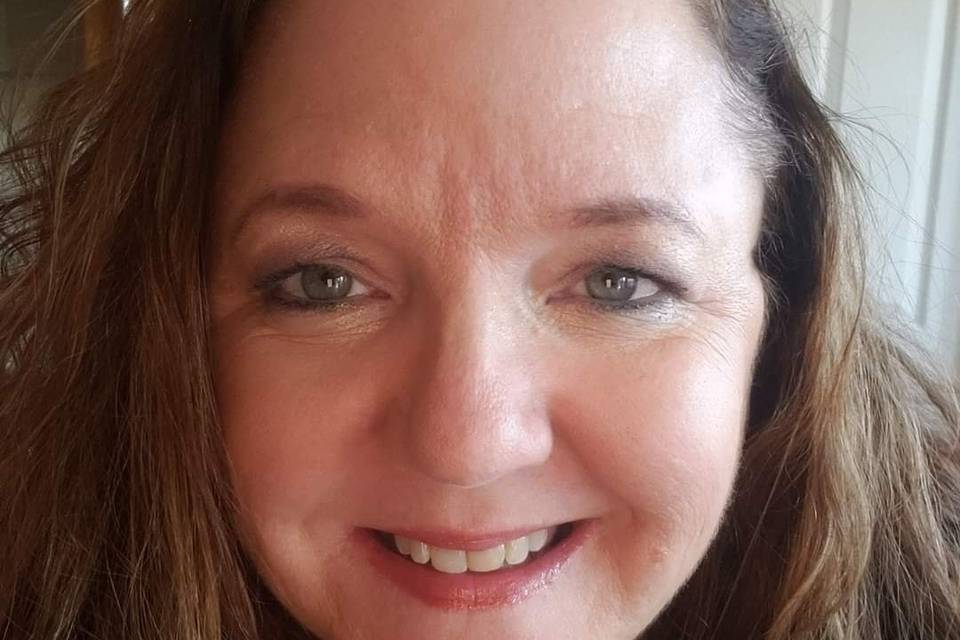 Deanna Gilbert- Travel Agent
