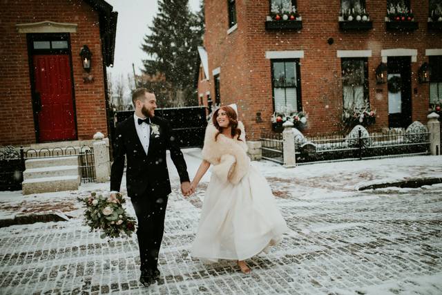 Snowy wedding