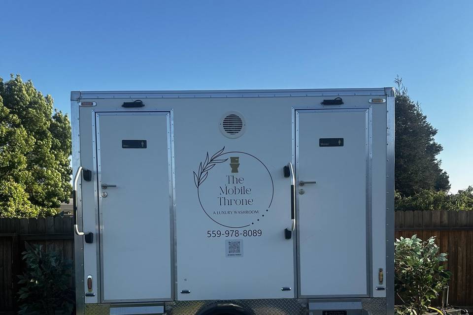 The Mobile Throne
