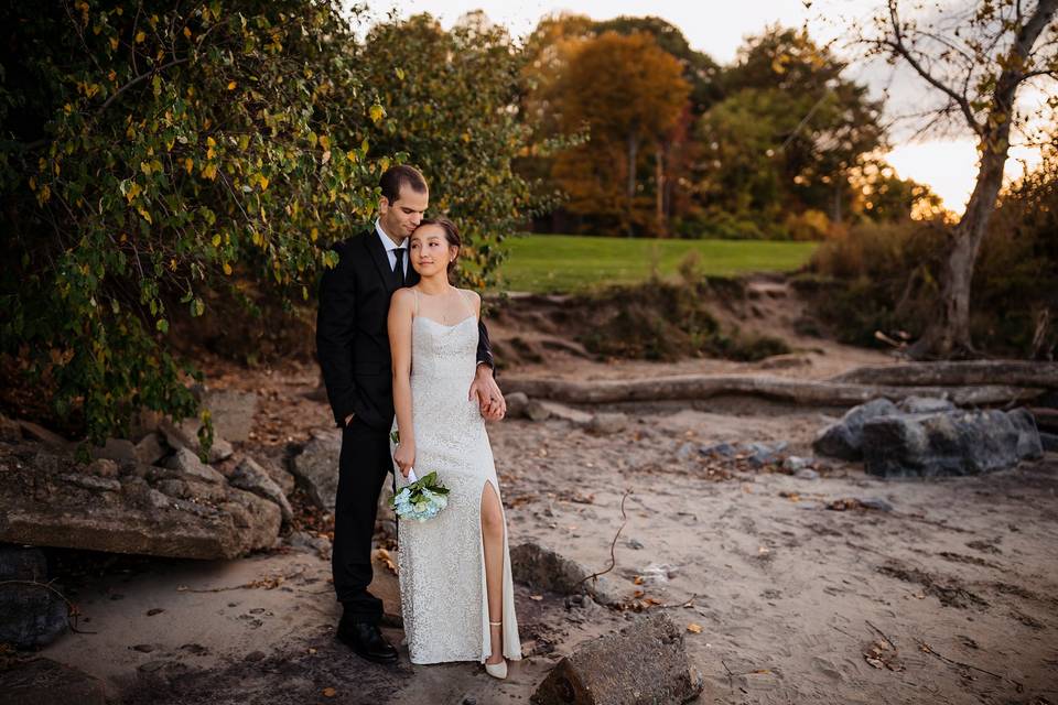 Rochester wedding by the water