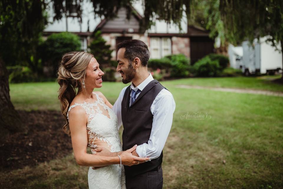 Rochester backyard weddings