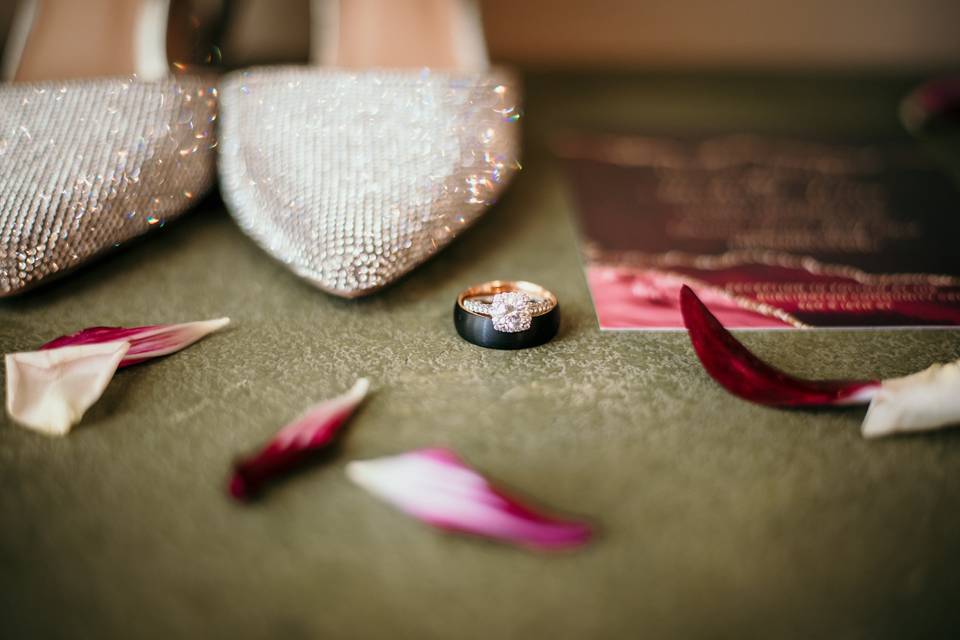 Accessories and wedding details
