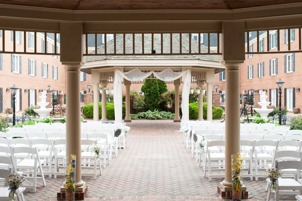 Courtyard Wedding Ceremony