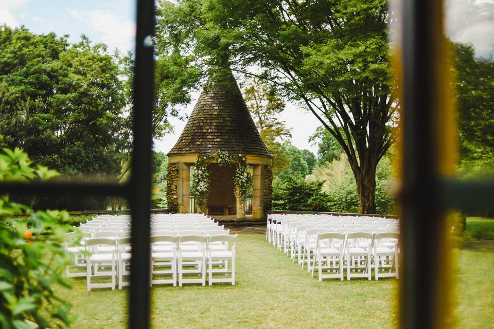 White Garden Ceremony