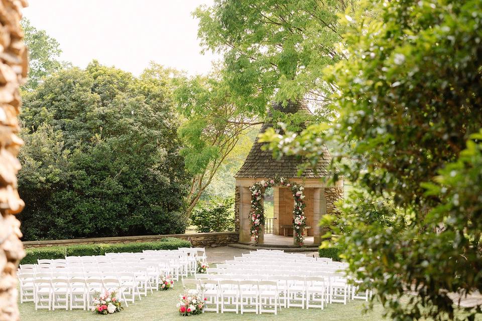 White Garden Ceremony