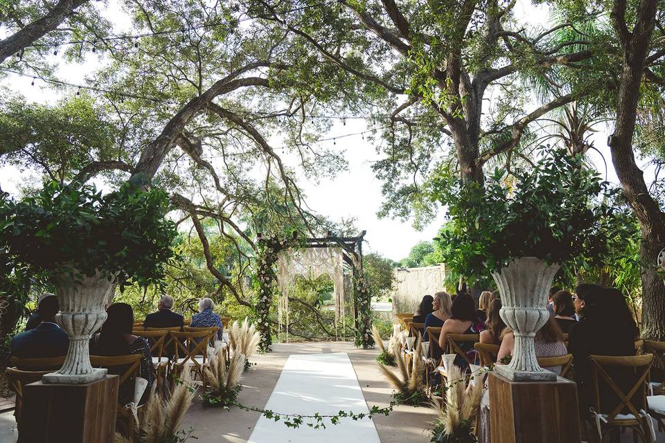 Bohemian garden ceremony