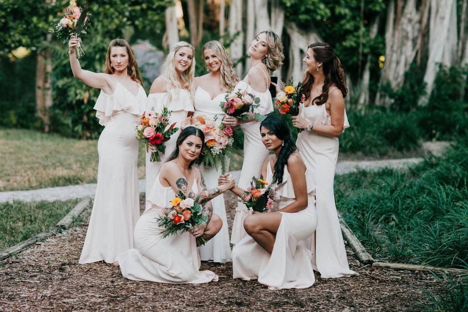 Bridesmaids bouquets