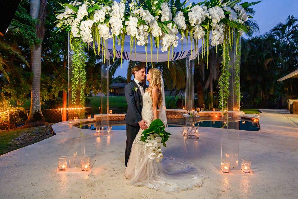 Modern Lush ceremony