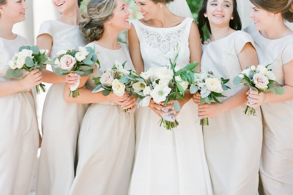 Bride and her bridesmaids