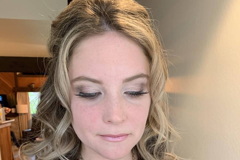Soft glam makeup