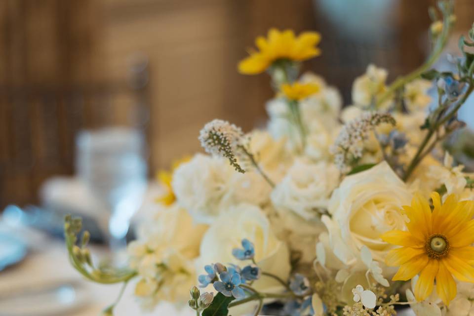Summer County Club Wedding