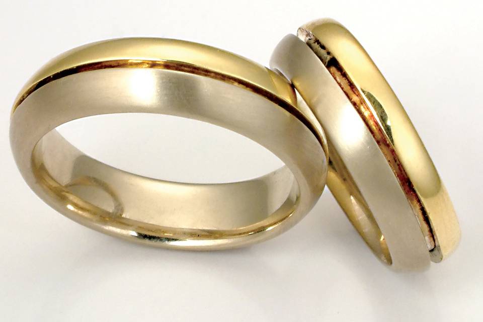 The Balance Ring (from the Union Band collection)
14k white and 18k yellow gold custom homemade wedding bands