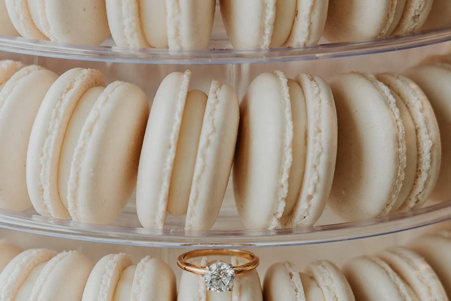 White Macarons