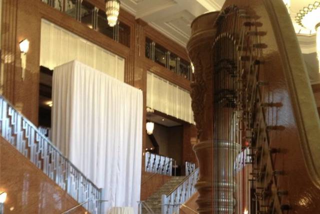 Queen Harp, Las Vegas Harpist