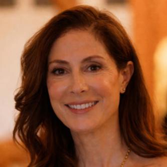Lynn Boyar