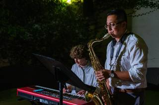 Larry Alvarez Music