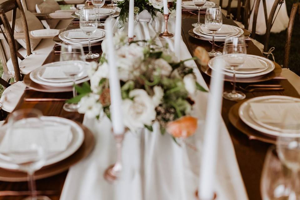 Glam backyard wedding