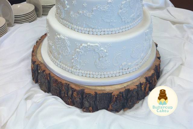 Cheshire Wedding Cakes - 3 things that can affect the price of your wedding  cake. - Buttercup Cakes