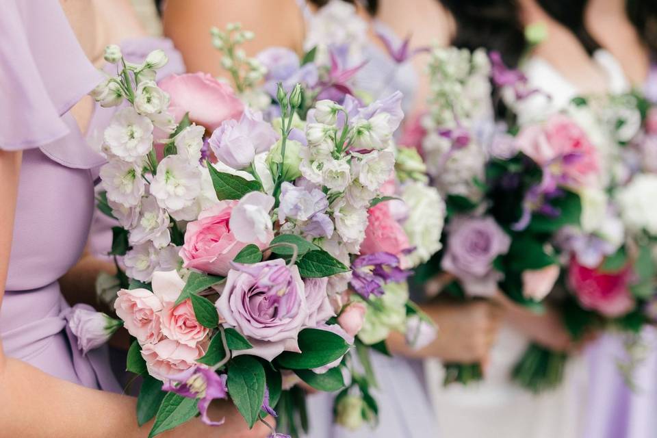Bridesmaids bouquets
