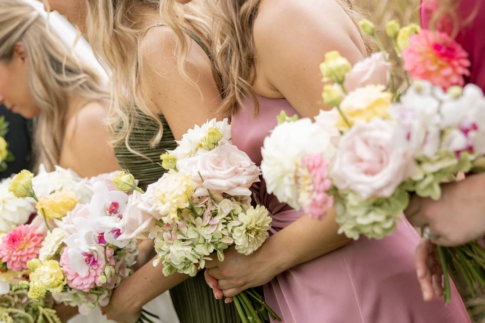 Bridesmaids bouquets
