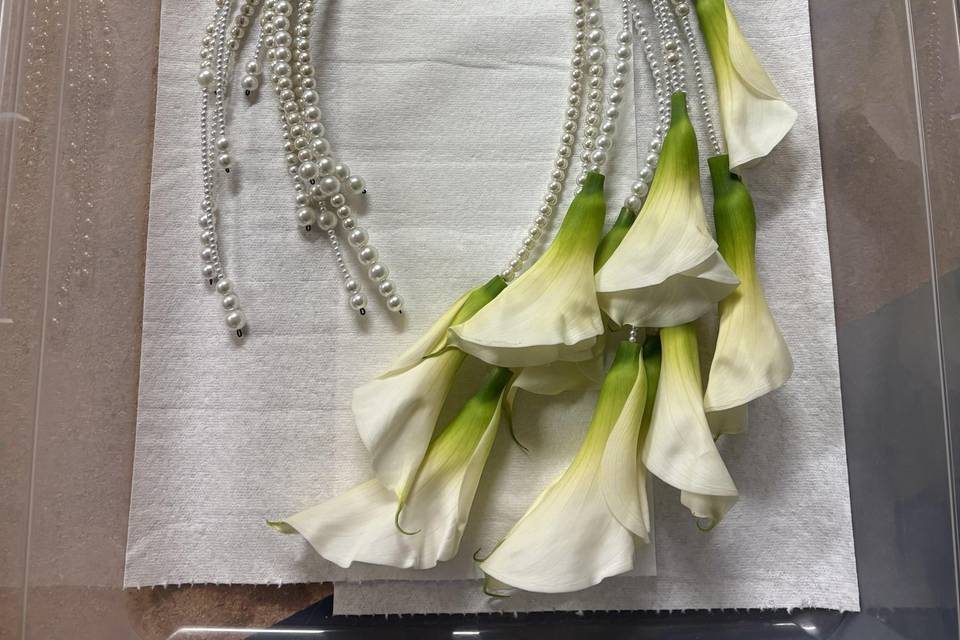 Pearls and calla lily bouquet