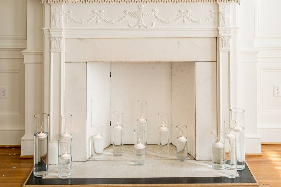 Mantle in Hotel Concord