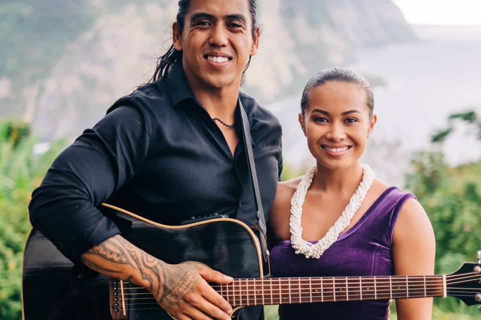 Bula and Hula Dancer Ashley