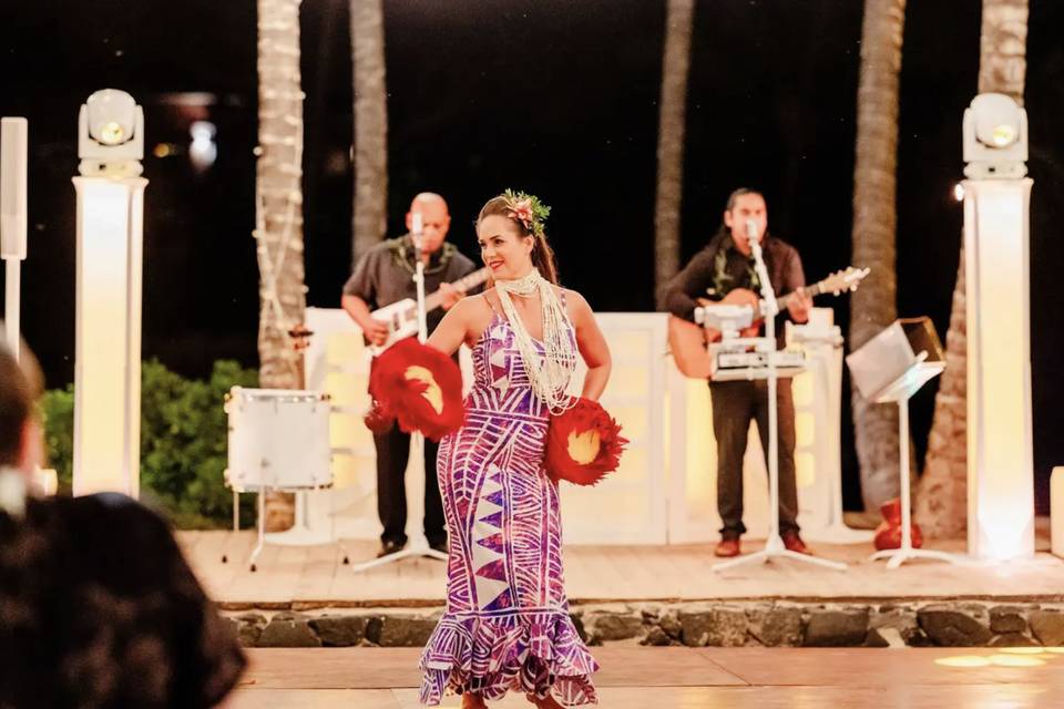 Dinner Hula