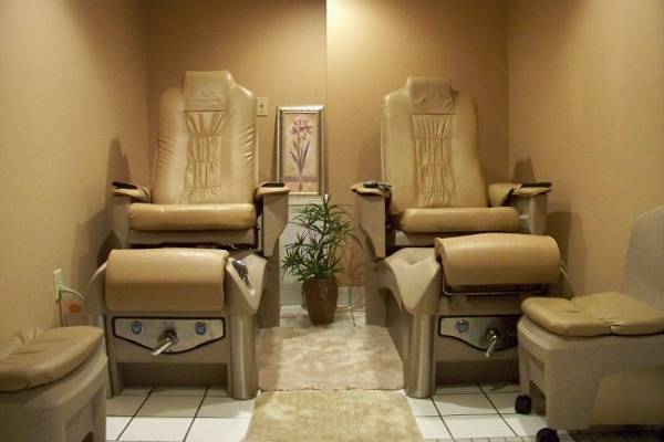 Pedicure room, this is located down stairs.