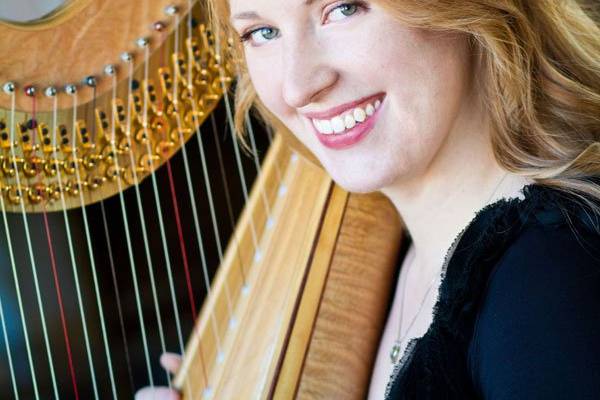 Andrea Mumm, Harpist