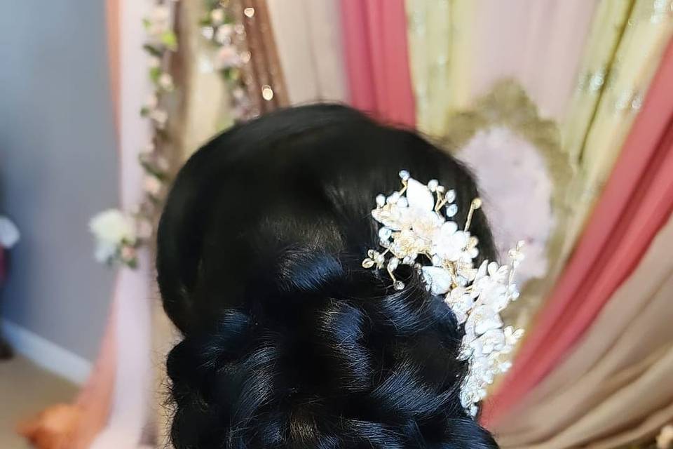 Groom's mom hairstyle