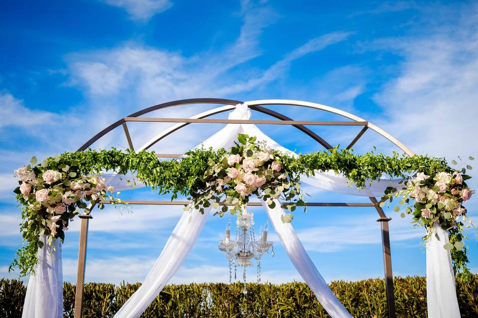 Wedding arch