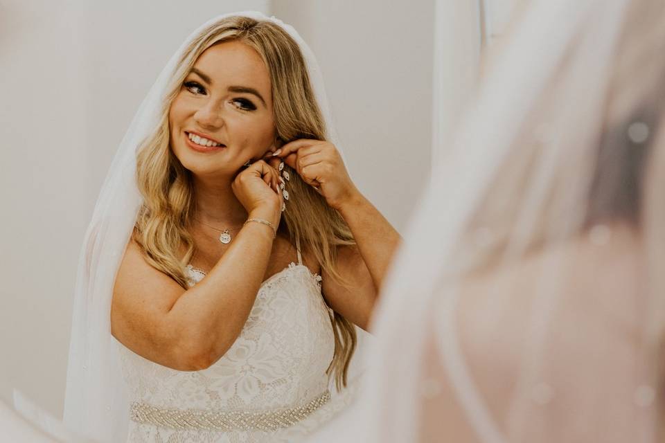 Modern bride