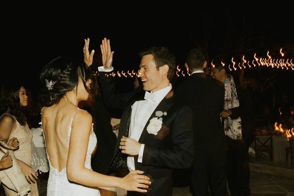 Bride & Groom Dancing