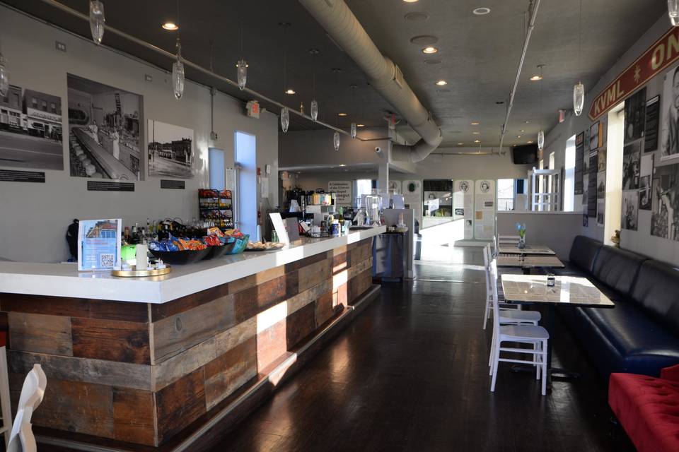 Bokonon Lounge, KVML
