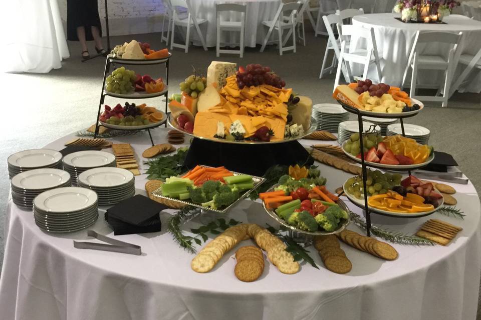 Assorted Fruits & Cheese