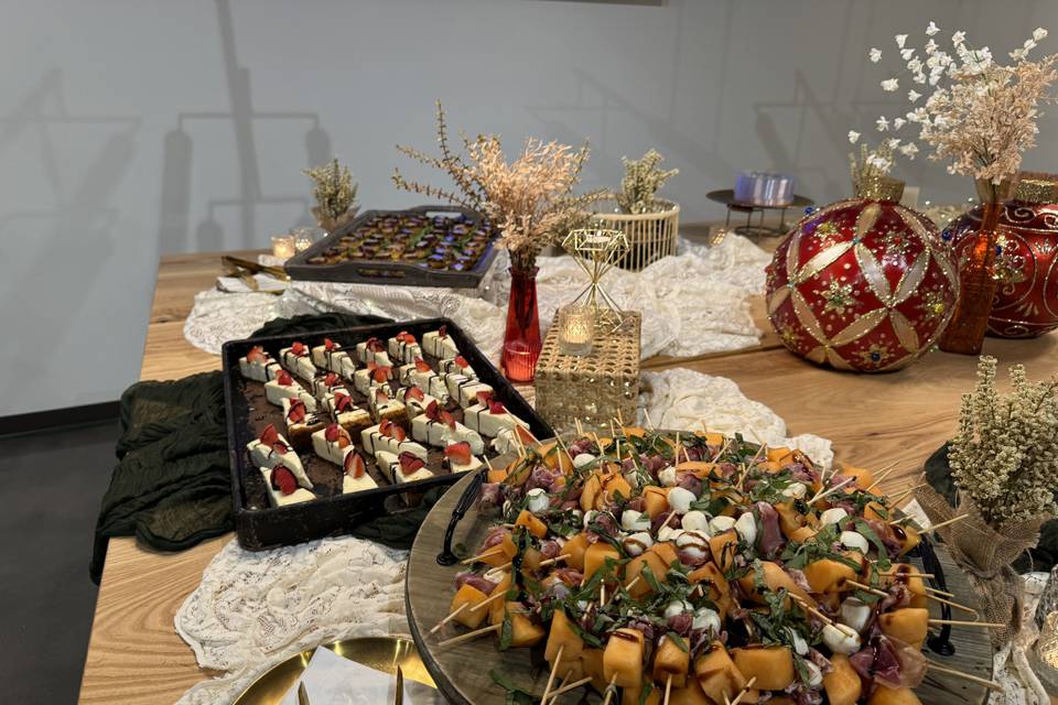 Christmas Buffet Style