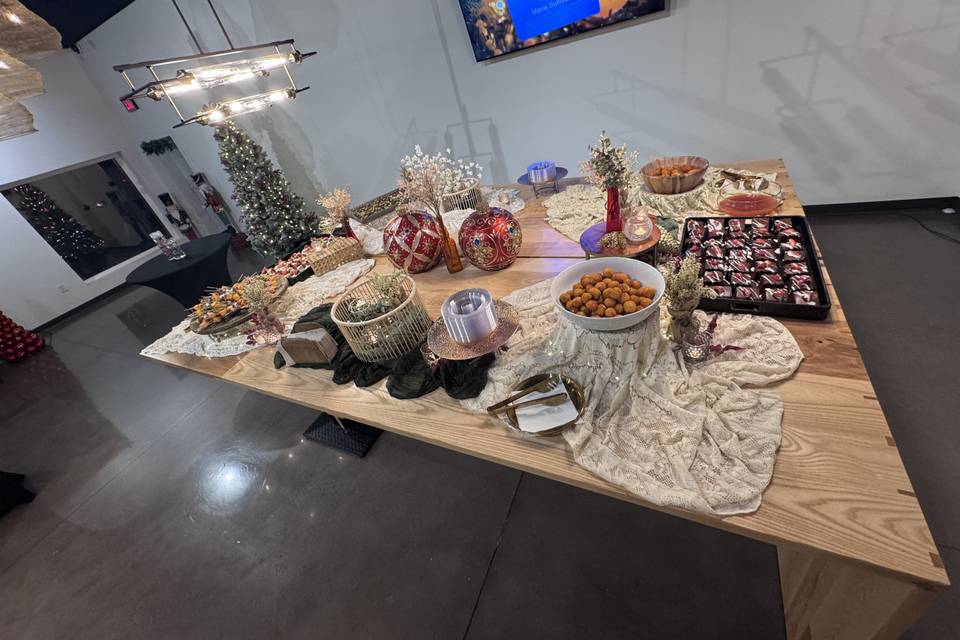 Christmas Buffet Style